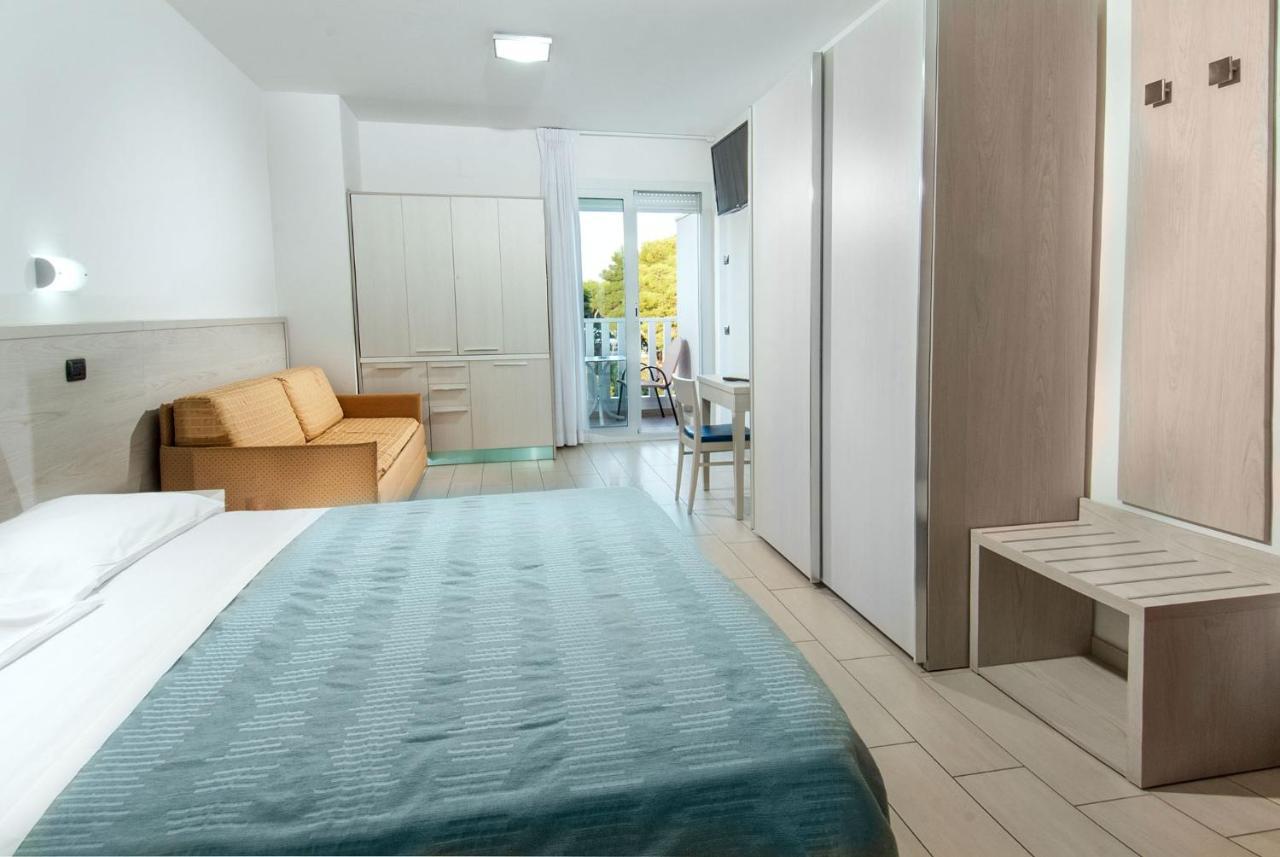Residence Clipper Giulianova Exterior photo