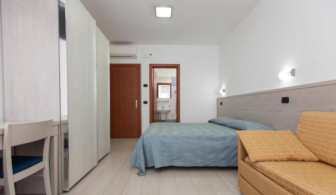 Residence Clipper Giulianova Exterior photo